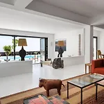 Villa La *