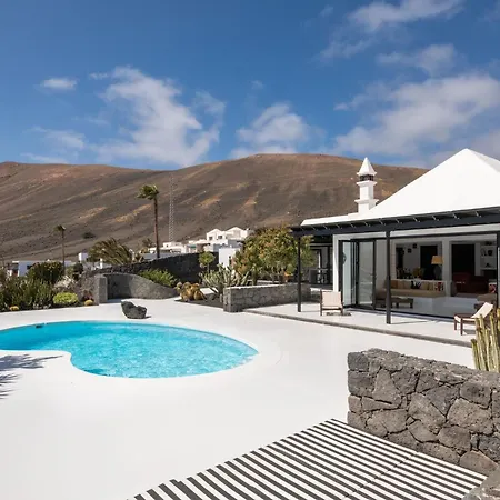 La La Asomada (Lanzarote)